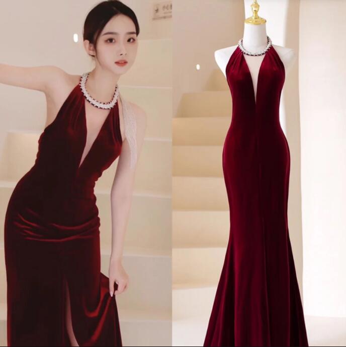 backless diamante dress Garze Backless Maxi Dress In Emerald – Night Novas main image 1