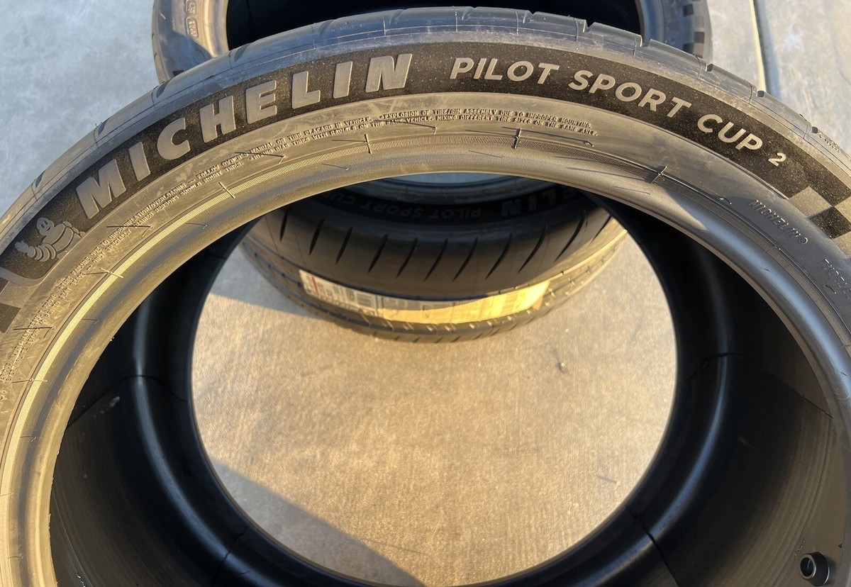 Set of TWO BRAND NEW 325/30ZR21 (108Y) Michelin Pilot Sport Cup 2