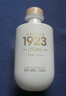250 /L Devrim 1923 Raki 100 Yil. 0,5 Liter Alk. 42% Vol. Limitiert.