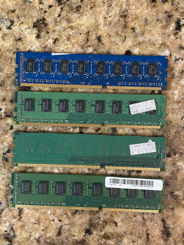 2GB 2Rx8 PC3-10600U-09-10-B0 quantity 3 & 1 1Rx8 PC3-10600U-9-10-A0 Memory Dell - Image 4 of 4
