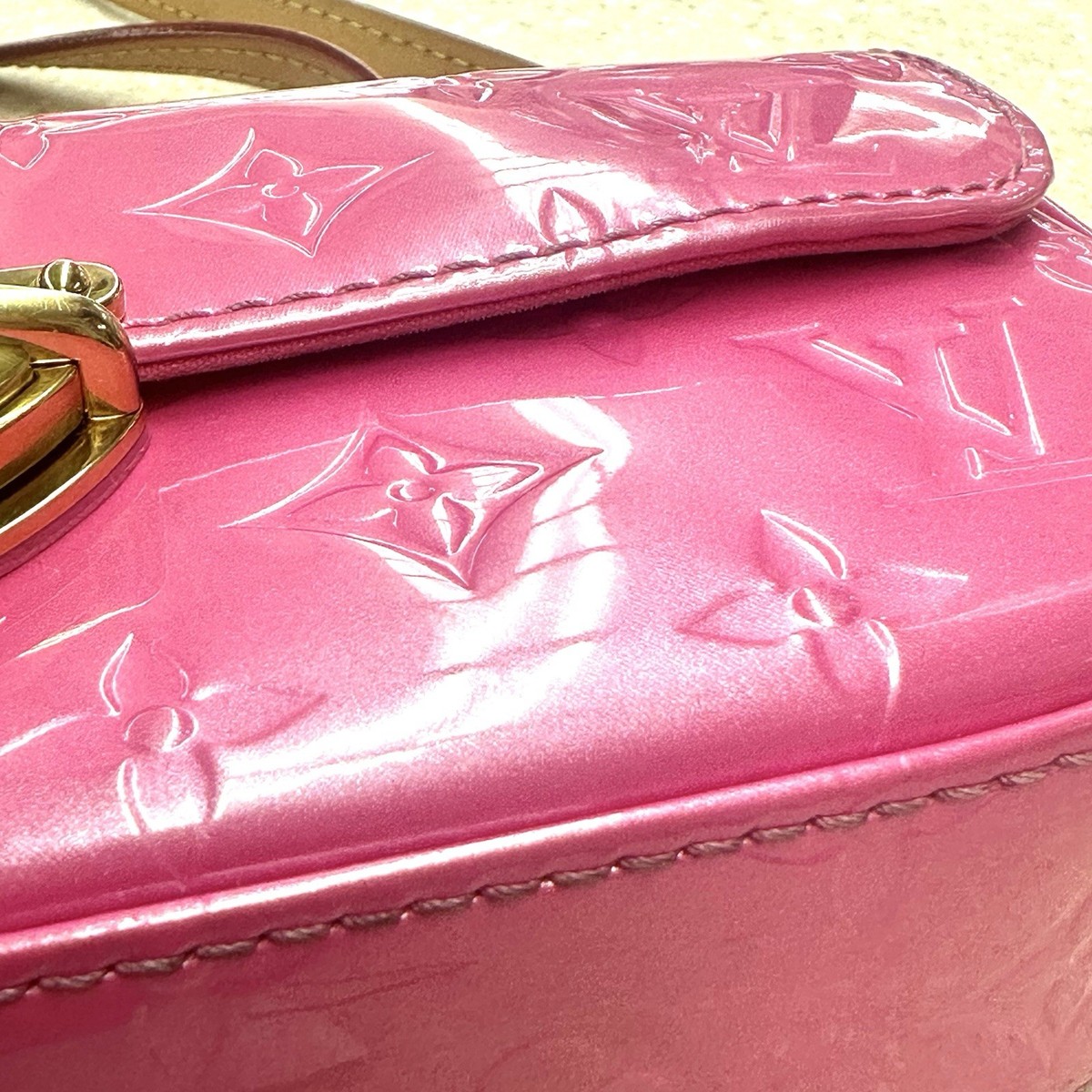 2024 Louis Vuitton M82994 Monogram Vernis Malibu Pochette