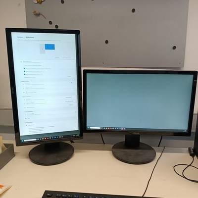 ASUS VE 228 Full HD Monitor 21,5 - Höhenverstellbar / Pivot gut erhalten