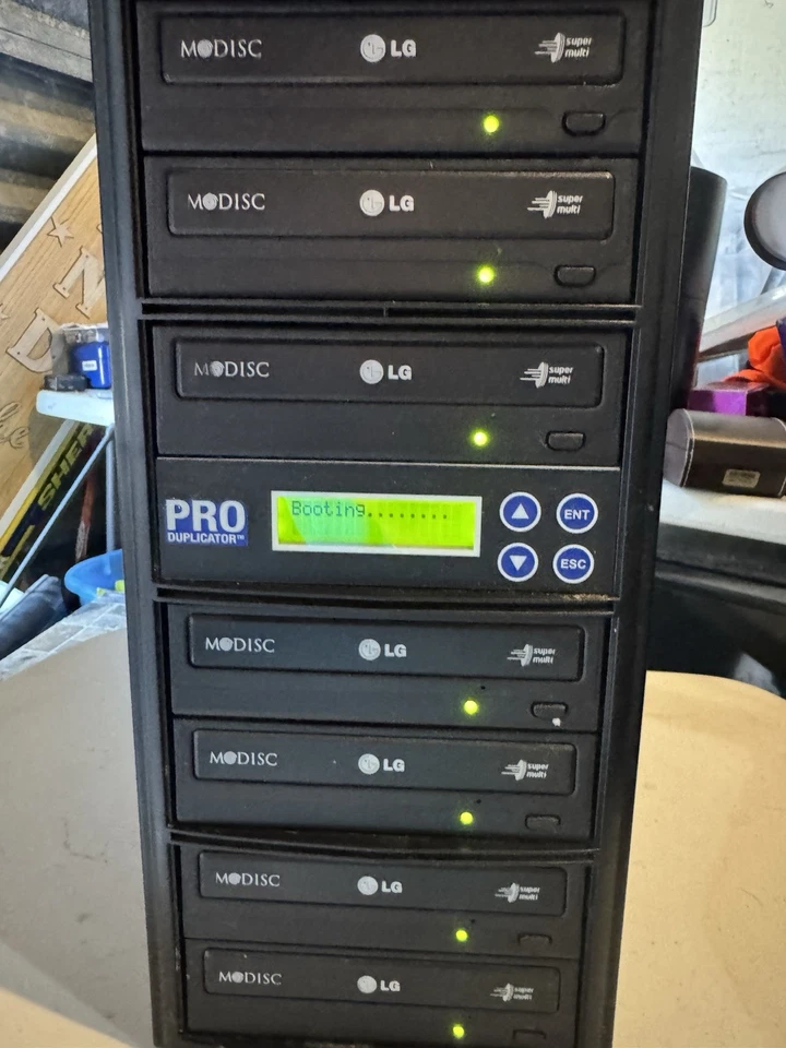 LG ProDuplica​tor 1-8 Burner Standalone Duplicator CD DVD R RW Tested works - Image 3 of 4