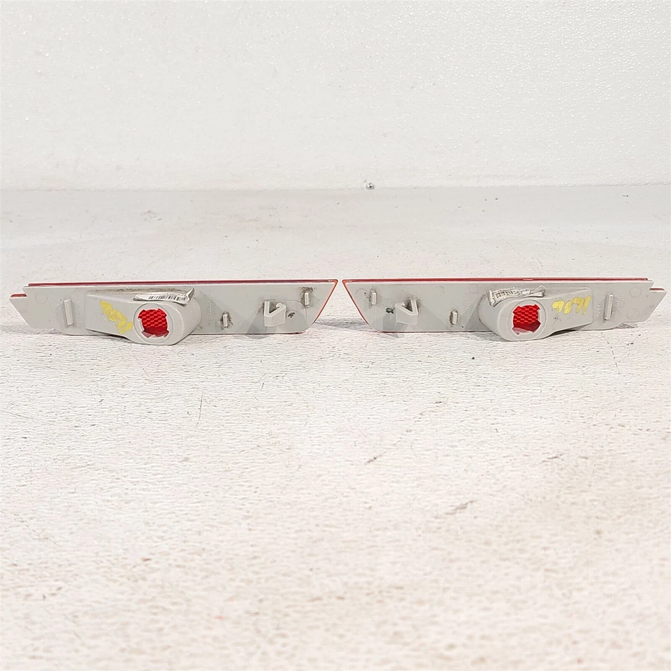 10-13 Camaro Ss Rear Bumper Side Marker Lights (Pair) Aa7101 - Image 4 of 4