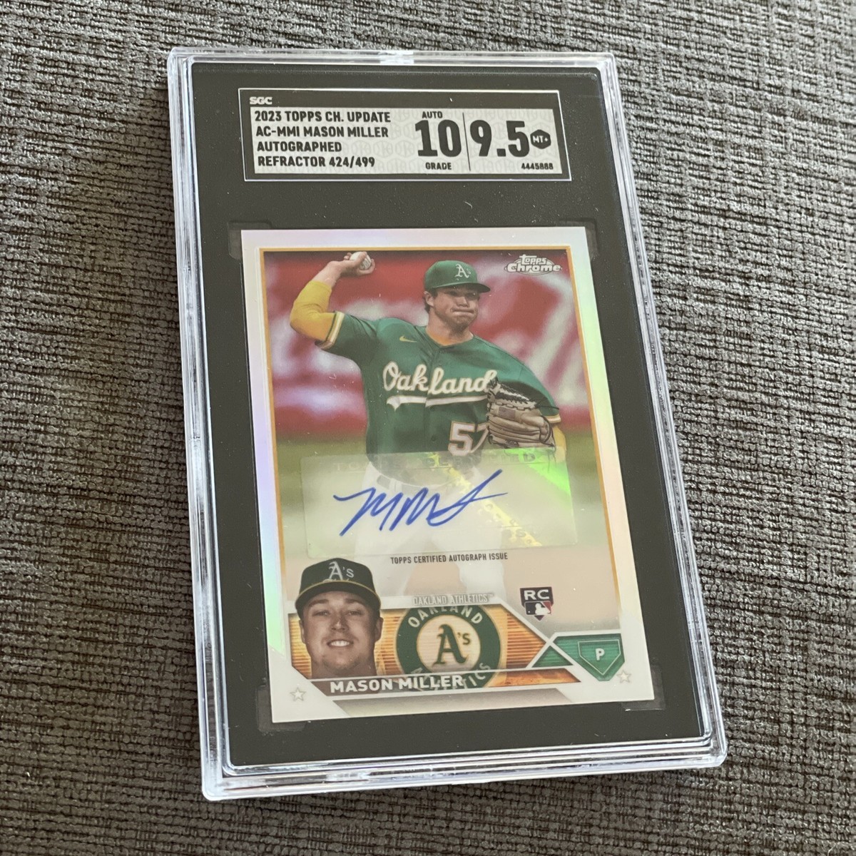 2023 Topps Chrome Update Mason Miller Refractor Auto /499 SGC 10 