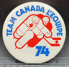 1974 Team Canada vrs Russia 3 Inch Pin Button Vintage