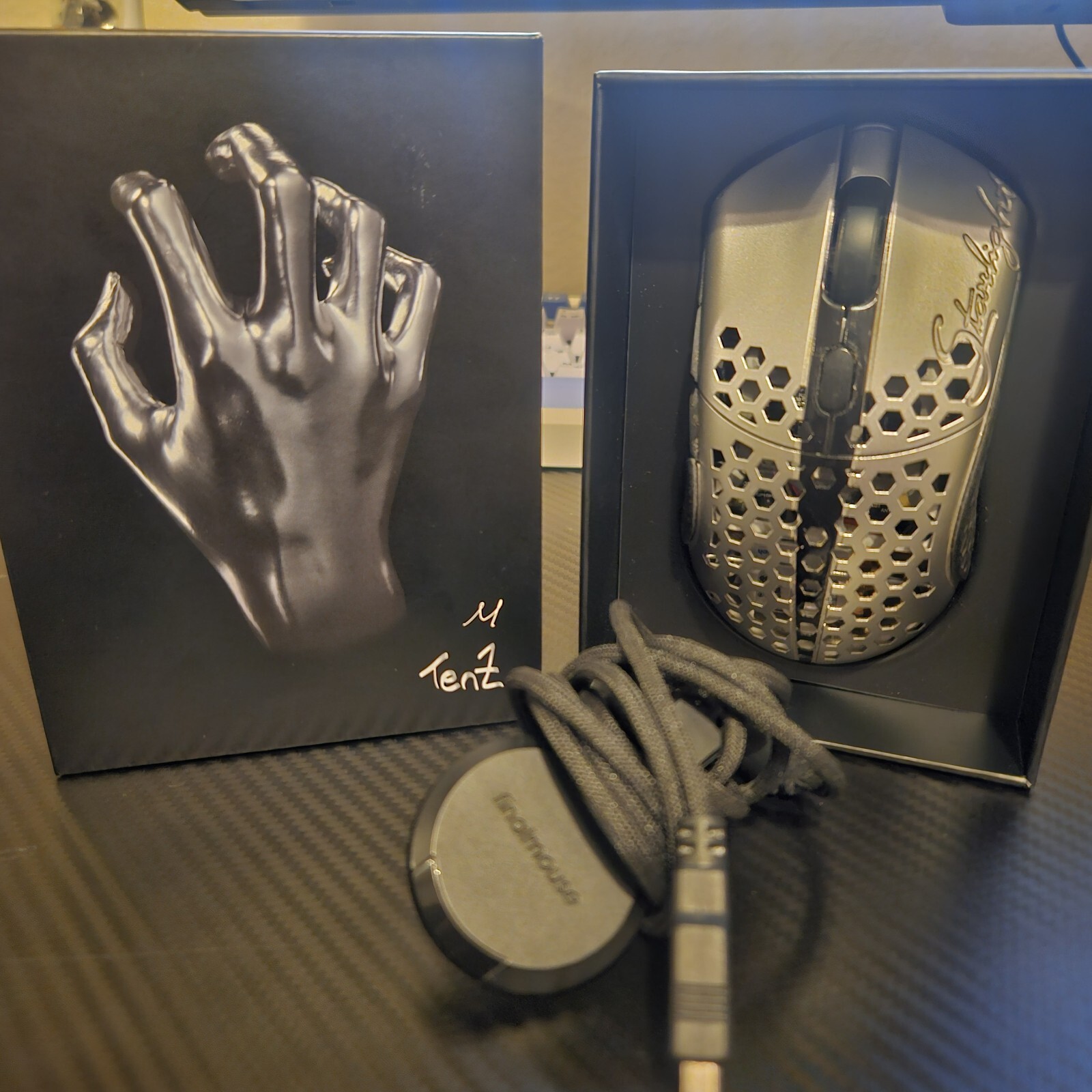 値下げ交渉可能！Finalmouse Starlight-12 Tenz M Finalmouse