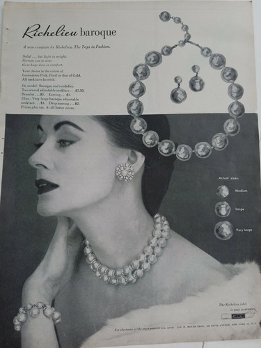 1953 Richelieu Baroque pearl necklace 