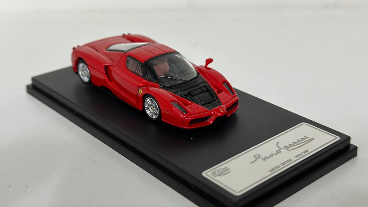 【即購入ok!!】1/64 King Model ENZO Ferrari King 1:64 Model Car Ferrari Enzo Open Black Cover Alloy Die