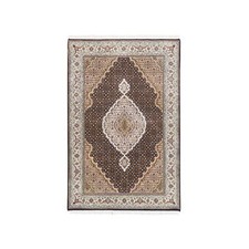 3'10"x6' Hand Knotted Tebraz Mahi Fish Medallion Design Wool And Silk Rug R62619