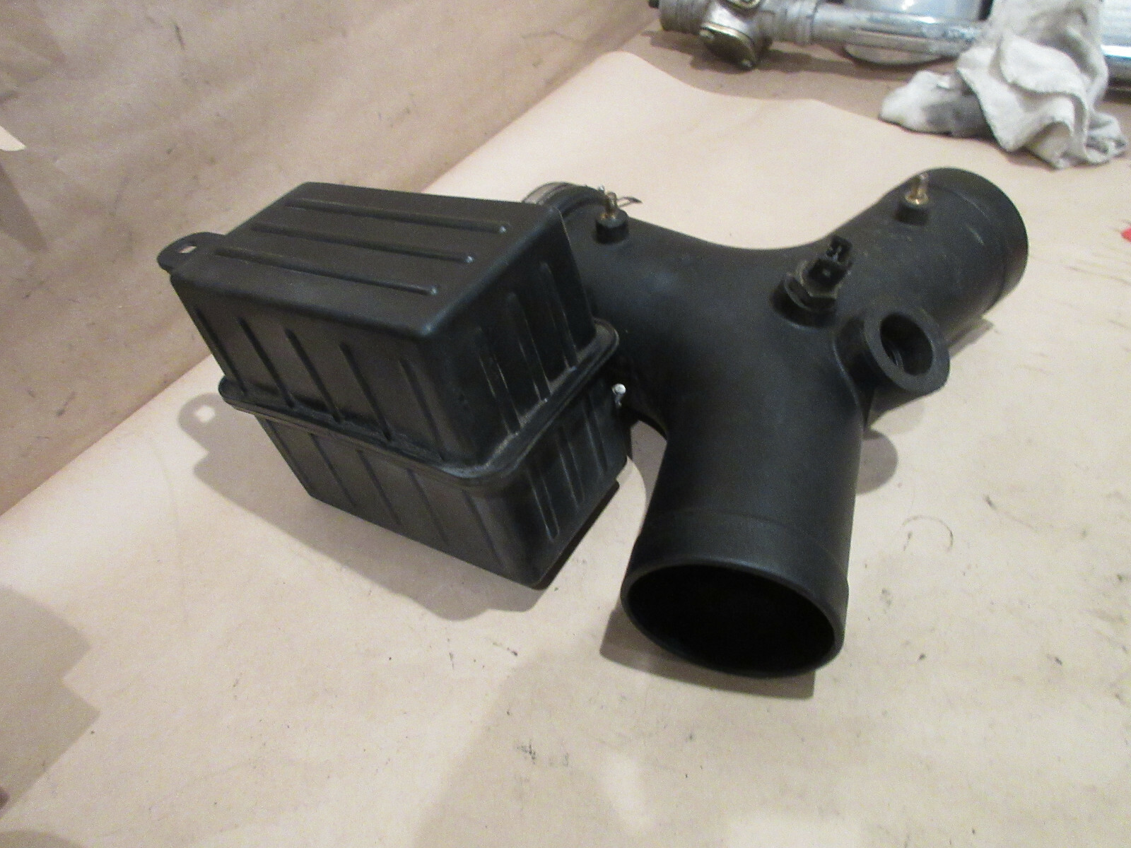 Ferrari 355 -  Air Delivery Tube With Air Amplifier - P/N 164225 - 168783