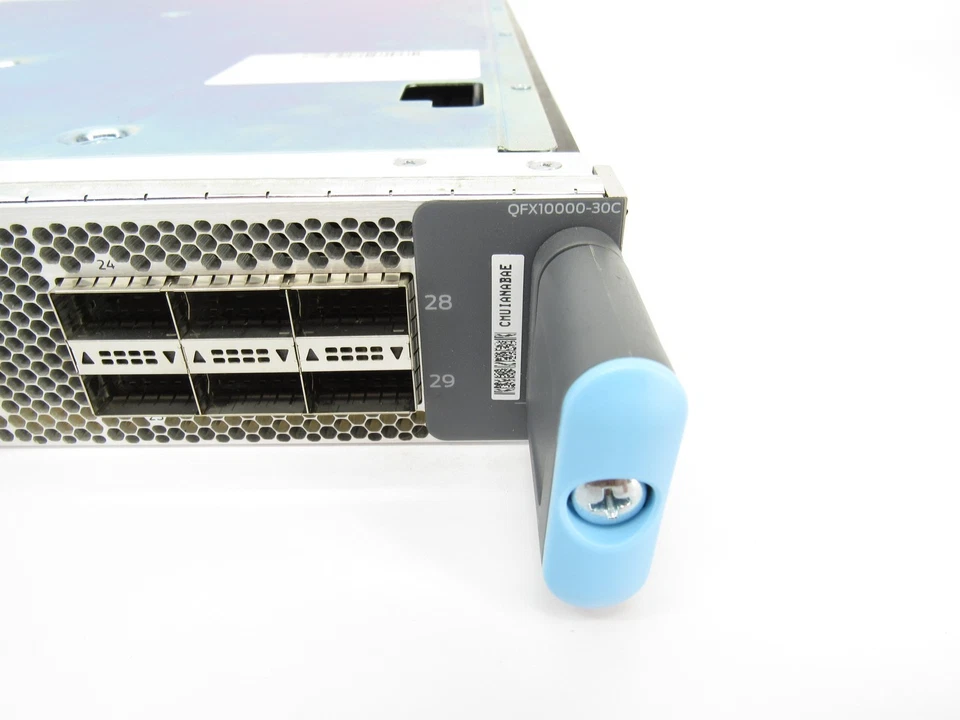 Juniper Networks QFX10000-30C 30-port 100G QSFP28 /24-port 40G QSFP+ 6-port 100G - Image 2 of 4