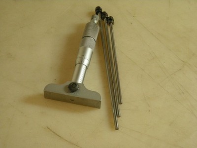 Mitutoyo 0-4'' Depth Micrometer 2-1/2'' Base .001'' Resolution  129-127