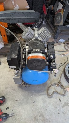 Jun-Air CustomAir Dental Air Compressor 2000-40BD2 Quiet 230V 40L Restored