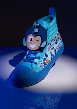 BRAND NEW Womens Mega Man High Top Sneaker Si...