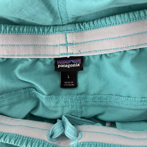 Patagonia Women's Large Baggies Shorts Green Nylon Pull On 5" Inseam - Picture 4 of 7