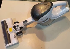 MOOSOO M8 Cordless Vacuum-White-W/Attachment, Charger-See Desc And Pics-WORKS!