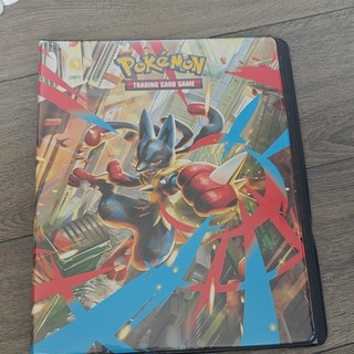 Ultra PRO Pokémon TCG Sun & Moon Lucario9 Pocket Binder 360 Excellent Condition