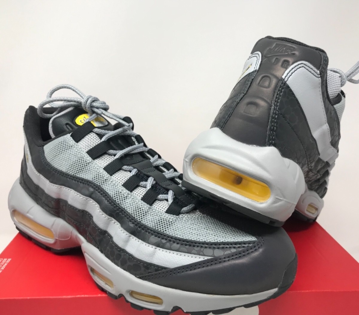 NIKE AIR MAX 95 SE REFLECTIVE OFF NOIR AMARILLO WOLF GREY SZ 9.5