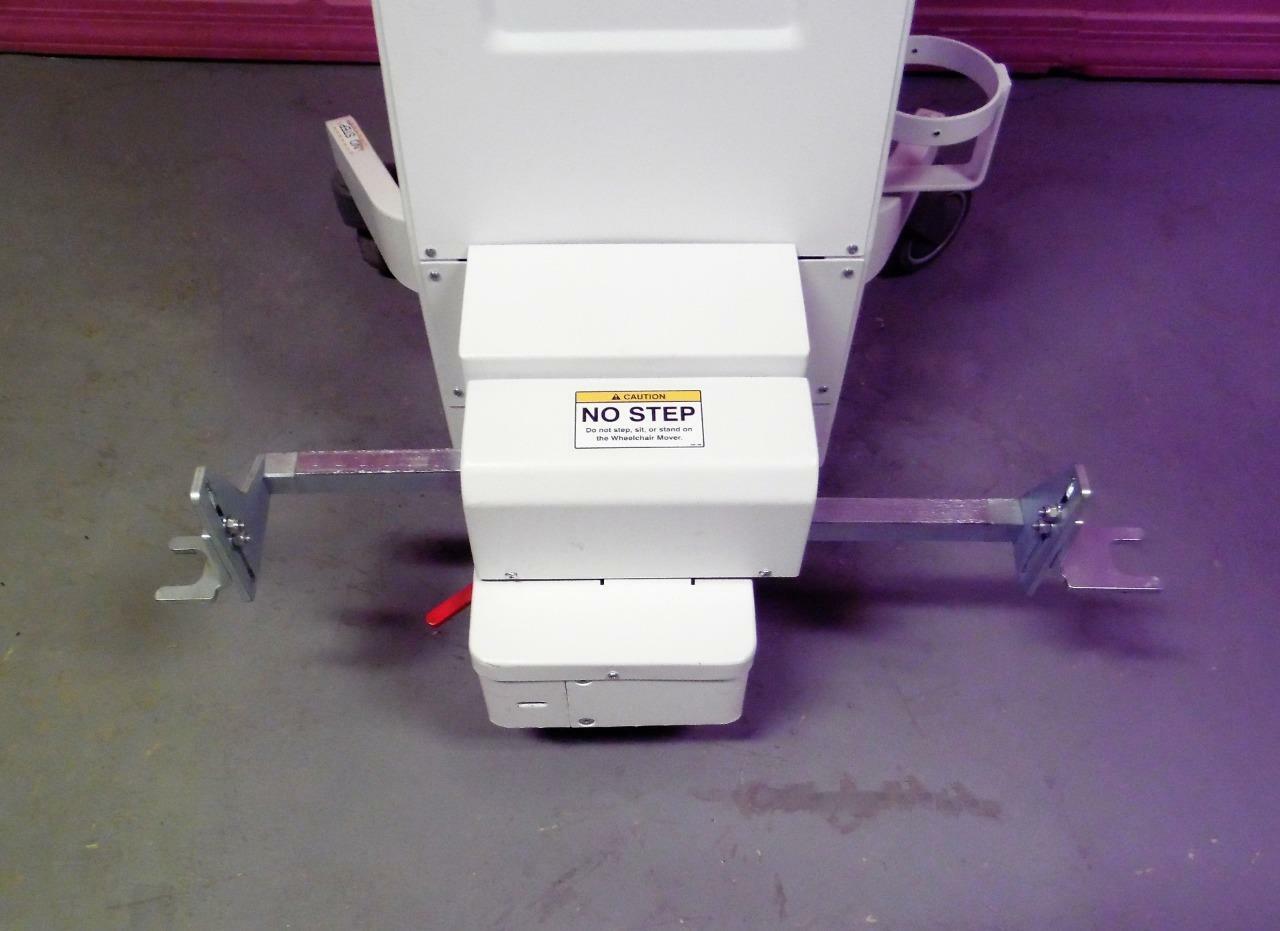 Dane Getinge Arjo WM2000 Hospital Electric Power Wheelchair Mover Tug Pusher eBay