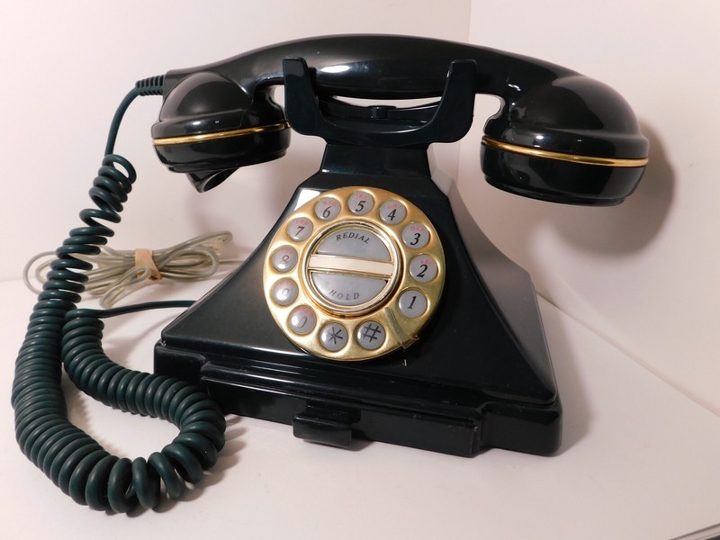 Nice Vintage Microtel Phone Corp. Model 944 Desk Telephone  - Touch Tone Model