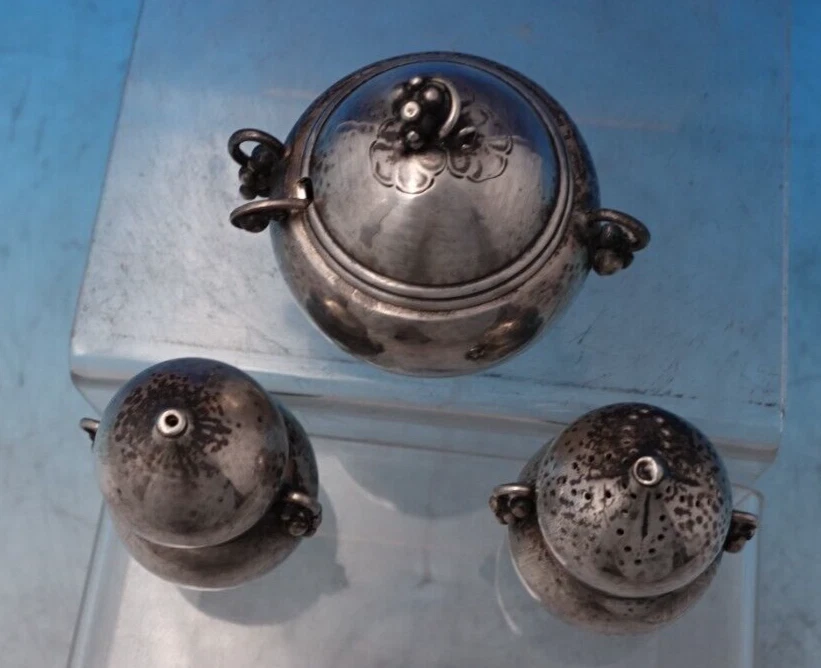 Juego de condimentos de plata esterlina ornamental #724 de Georg Jensen 3 piezas (#7490) Foto 4 de 4