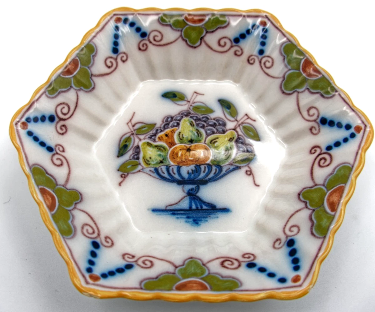 Makkum In Dutch Art Pottery for sale | eBay