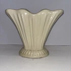 Vintage Art Deco fan vase Robinson Ransbottom Pottery Co Roseville, Ohio 1940-50