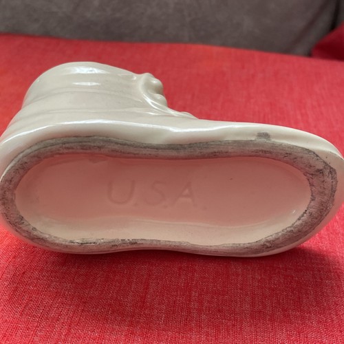 Vintage Shawnee USA Pottery Shoe Baby Bootie Planters Tan Beige 4" X 2" - Picture 5 of 5