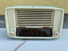 Kleine Radio D’Epoche Von Restaurieren