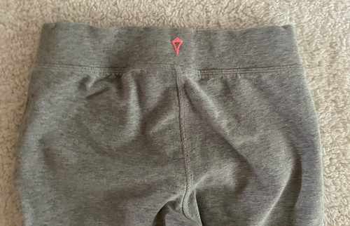 Ivivva by Lululemon Gray Cropped Joggers Athletic Pants Size 6 Years Drawstring - Picture 4 of 12