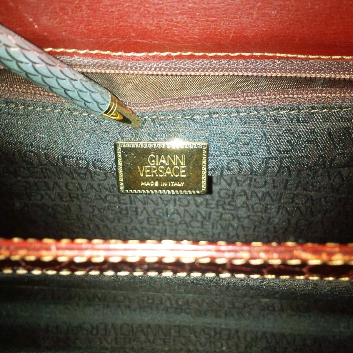 GIANNI VERSACE VINTAGE COUTURE MEDUSA CROC EMBSD LEATHER BROWN