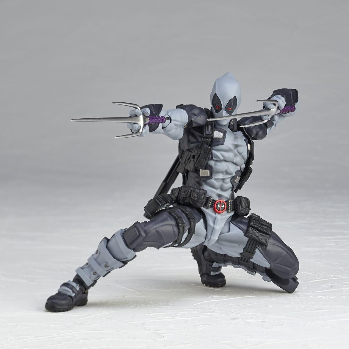 Amazing Yamaguchi Revoltech NR051 Deadpool X-Force Color Ver. 2.5