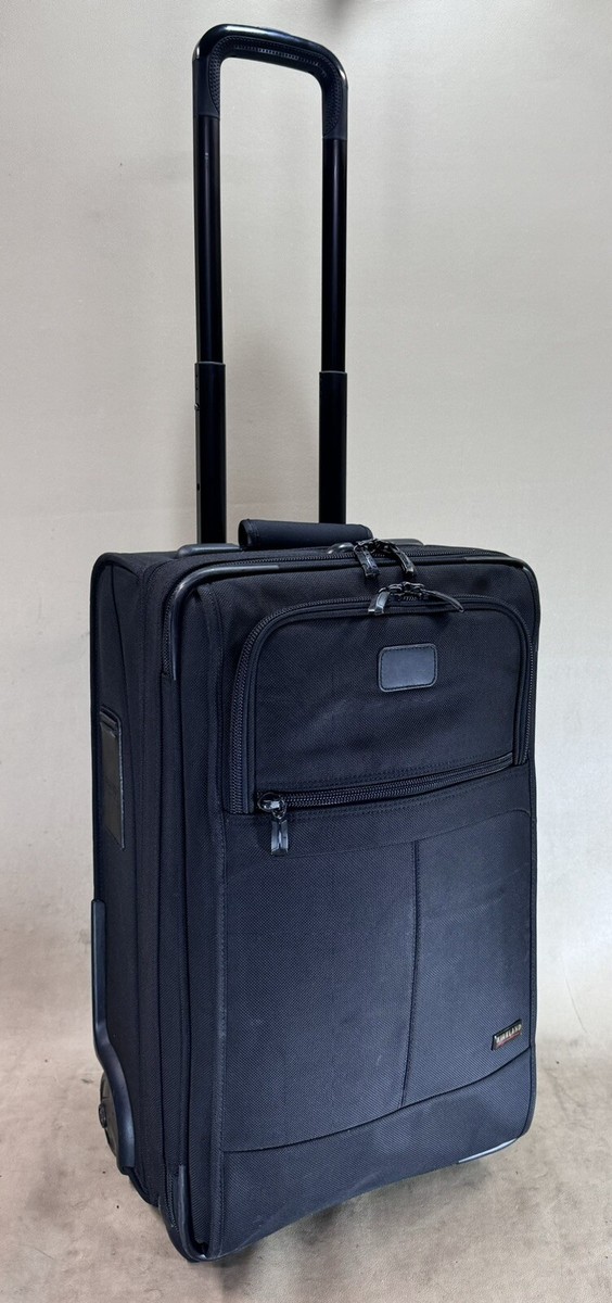 Kirkland Signature Black 22” Upright Expandable Wheeled Carry On