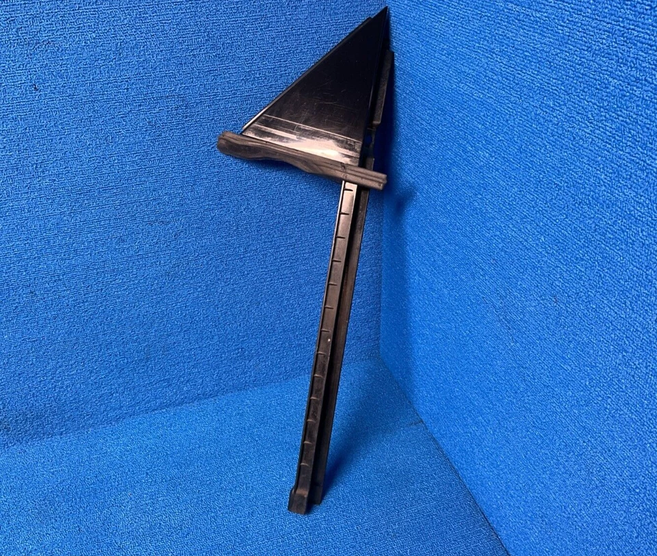 2011-2014 AUDI A8 D4 QUATTRO ЗАДНЯЯ ПРАВАЯ БОКОВАЯ ДВЕРЬ ОКНО УГЛОВОЙ МОЛДИНГ ОТДЕЛКА OEM - Изображение 2 из 4