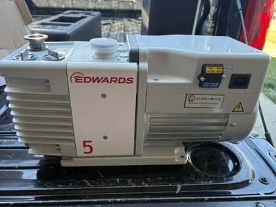 Edwards RV5 115/230V 2 Stage Rotary Vane Pump, 1 Ph 50/60HZ Mech Vacuum Pump