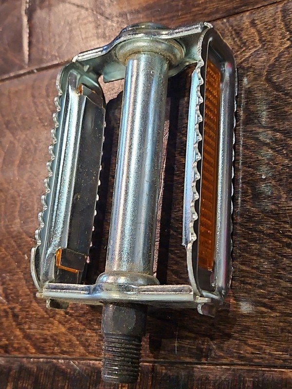   Old School Rat Trap Reflector Pedal& More Nice🔥🔥🔥