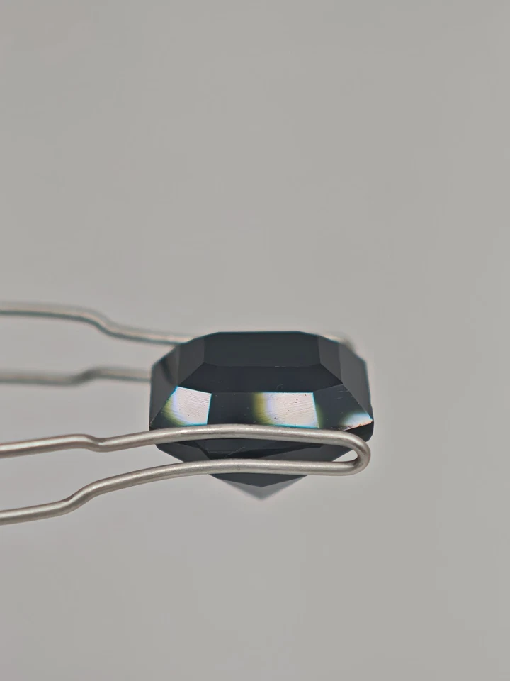 Chrome Turmalin 4.16 ct VS – Farbwechsel Grün zu Orange – Unbehandelt Tansania - Bild 2 von 4