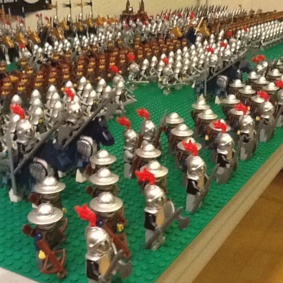 Lote de 10 Minifiguras Lego Castillo Lote A Granel Misterio Pick Caballeros Minifigura Forestman Foto 3 de 4