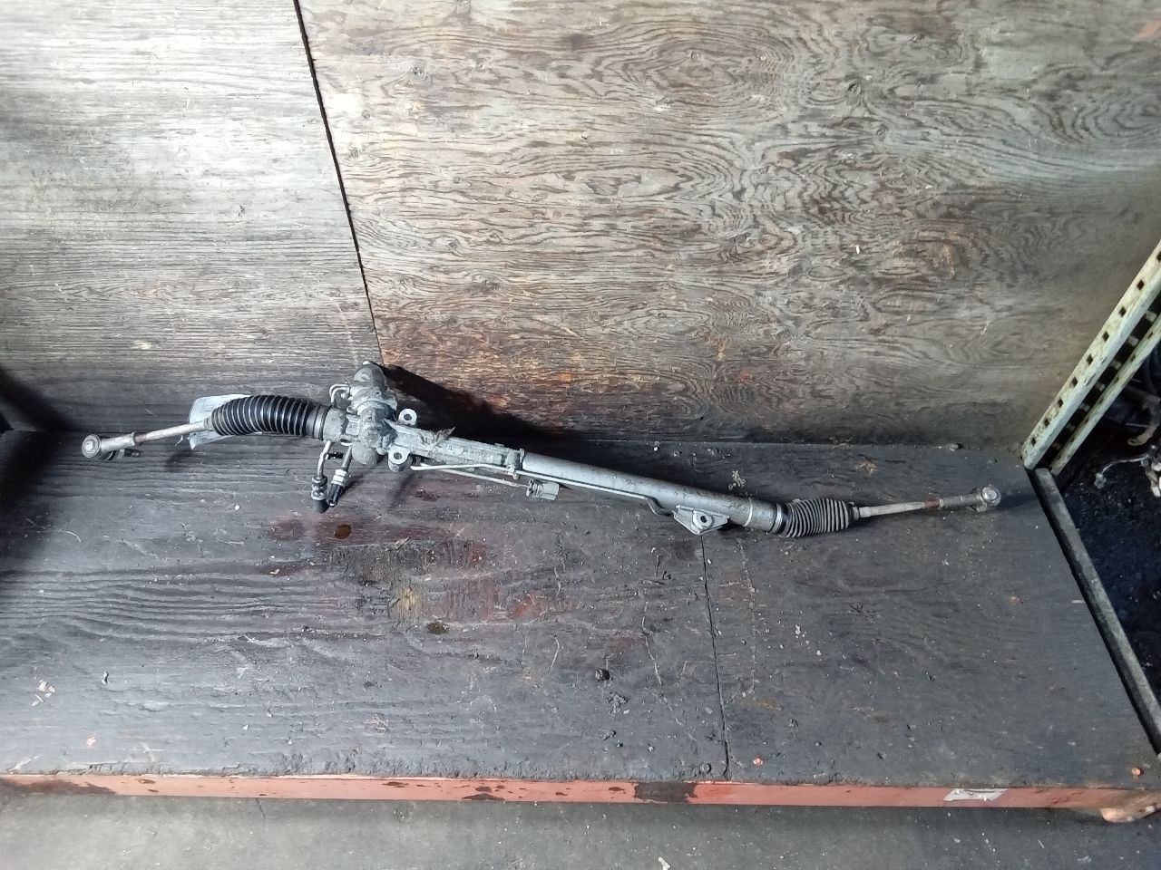 Aston Martin Vantage 2010 Steering rack P/N 678000