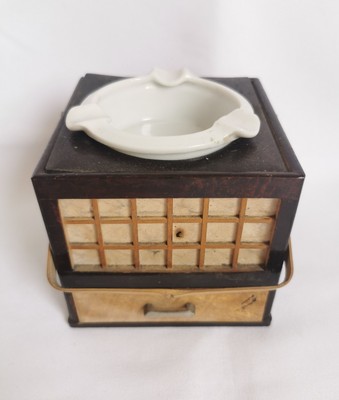 Tragbarer Vintage Japanischer Aschenbecher