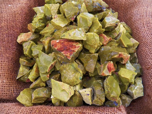 2000 Carat Lots of Green Opal Rough - Plus a FREE Faceted Gemstone - Picture 2 of 5