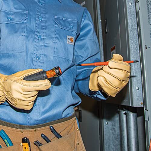 Klein Tools 32286 Isolierschraubendreher, 2-in-1 Schraubendreher-Set mit Klappklinge - Bild 3 von 5
