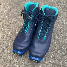 Rossignol Cross Country Ski Boots NNN Bindings Blue Size 40 EU, Womens 8, Mens 7