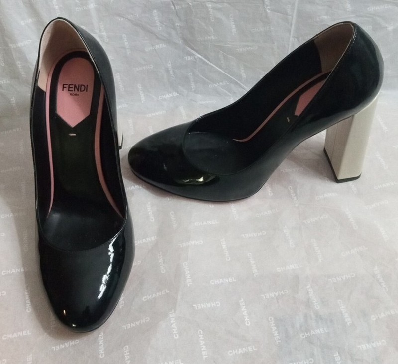 Fendi Women's Shoes Size 7.5