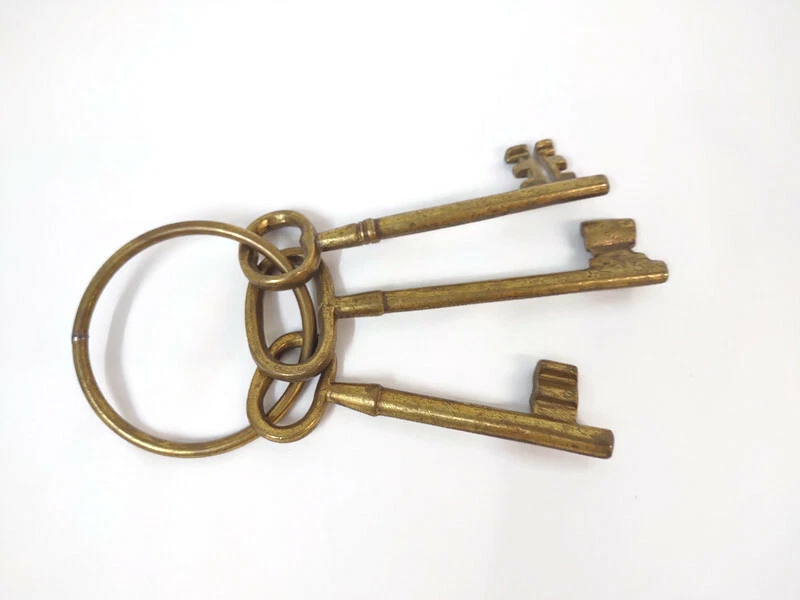 Large Brass Key Ring with 3 Antique Style Skeleton Keys 10 Long