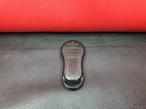 Chrysler Jeep 3 Button Key Alarm Fob Remote Case Complete Fob - Picture 5 of 6
