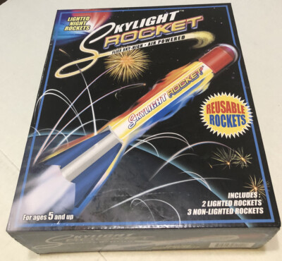 SKYLIGHT ROCKET Air Powered 2 Lighted & 3 Non-Lighted Rockets in Box NEVER USED