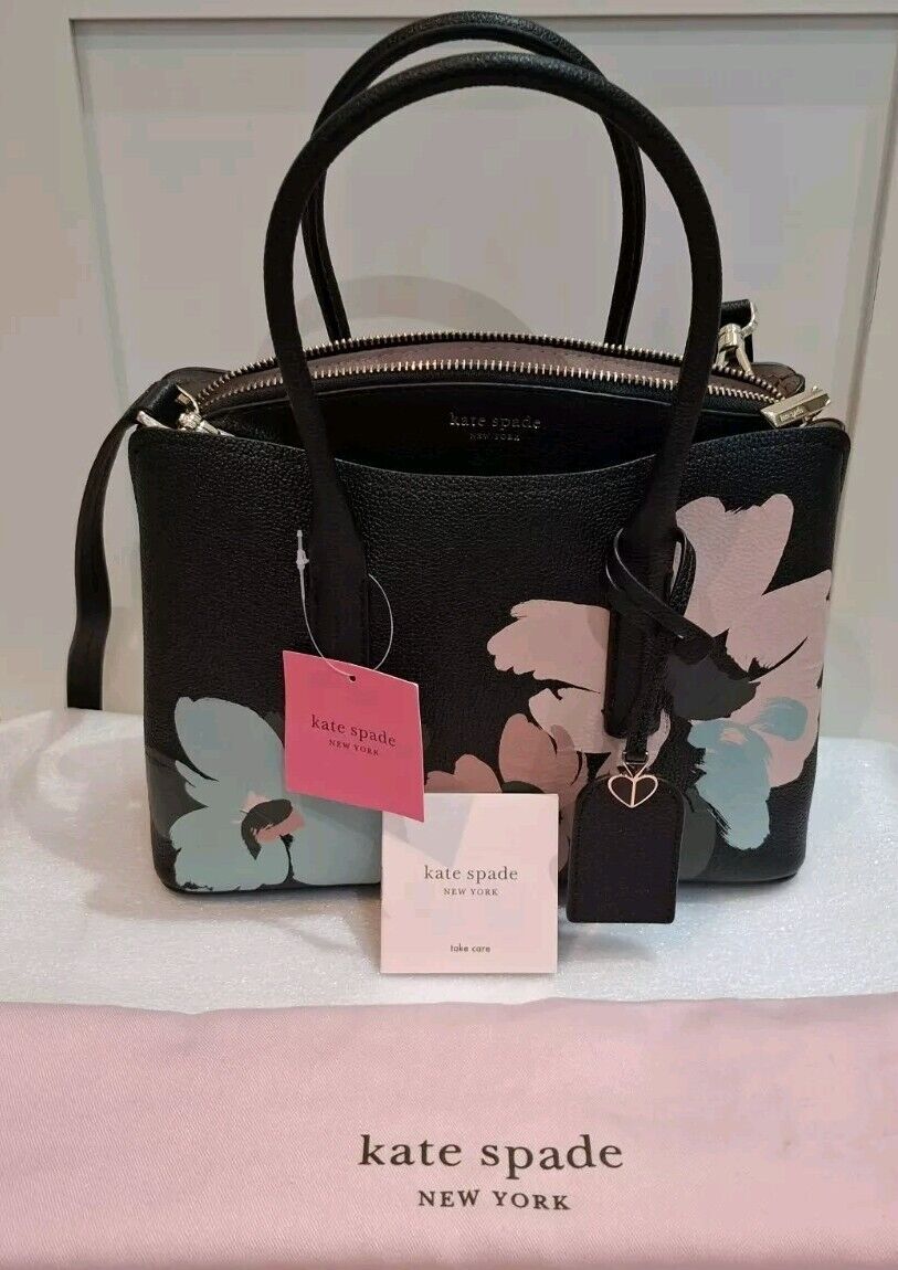 Genelle Guess Kacee Mini Logo Backpack Jollification – Low Port Music