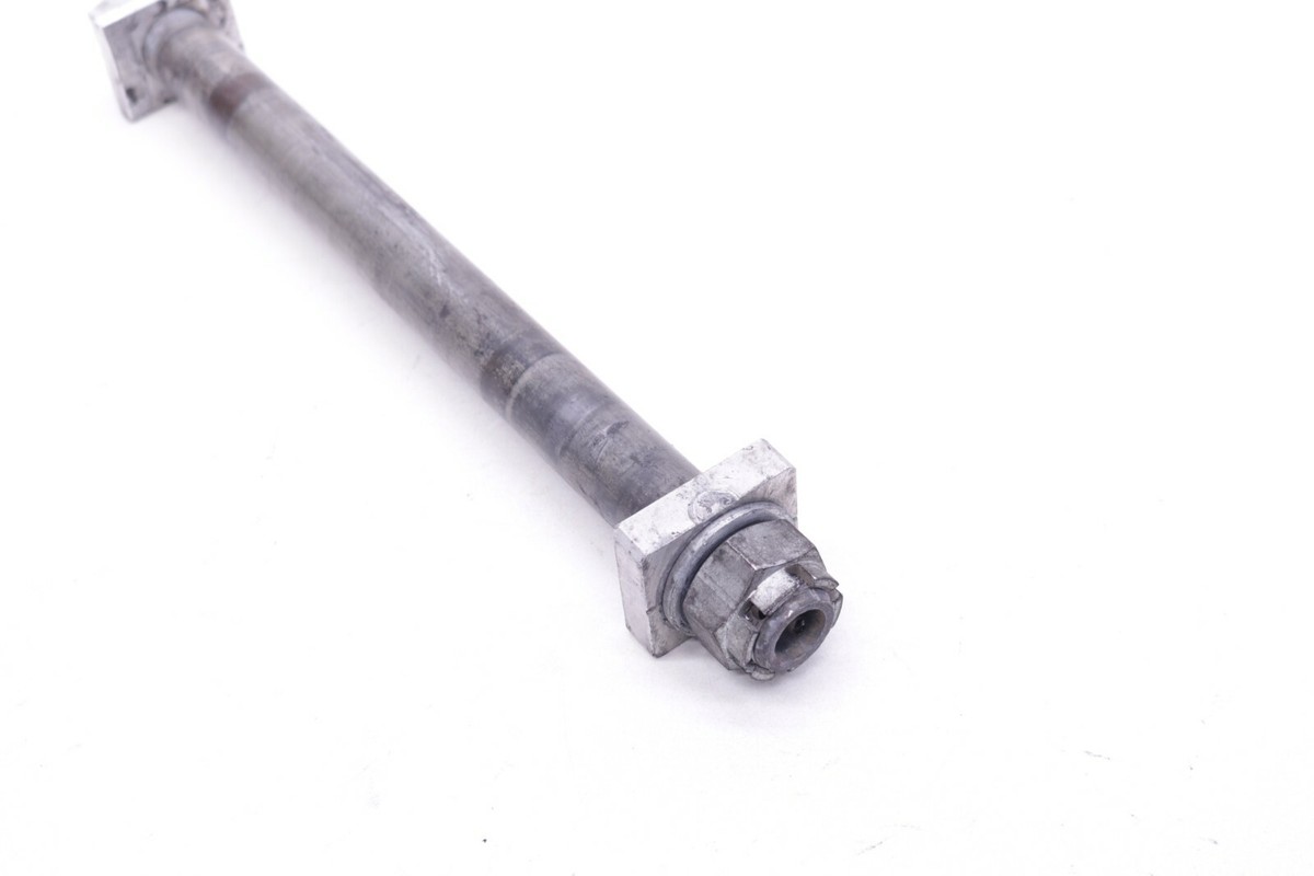 2009 KAWASAKI NINJA ZX6R ZX600 ZX 6R ZX6 OEM REAR WHEEL AXLE K179